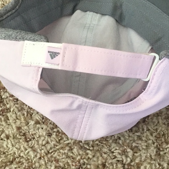 Adidas hat - Picture 3 of 6